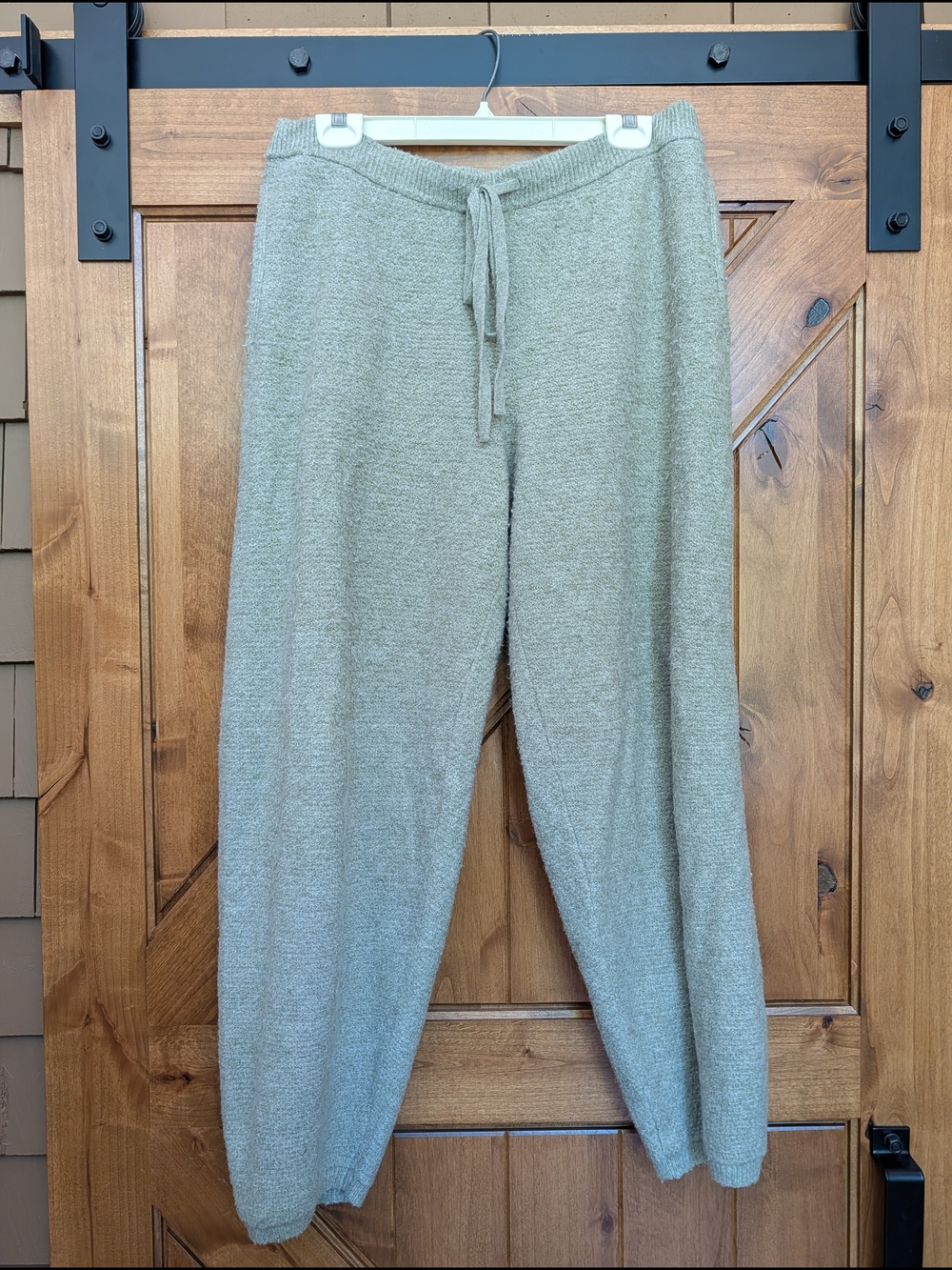 American Eagle Outfitters Olive Green Cozy Knit Joggers Size L